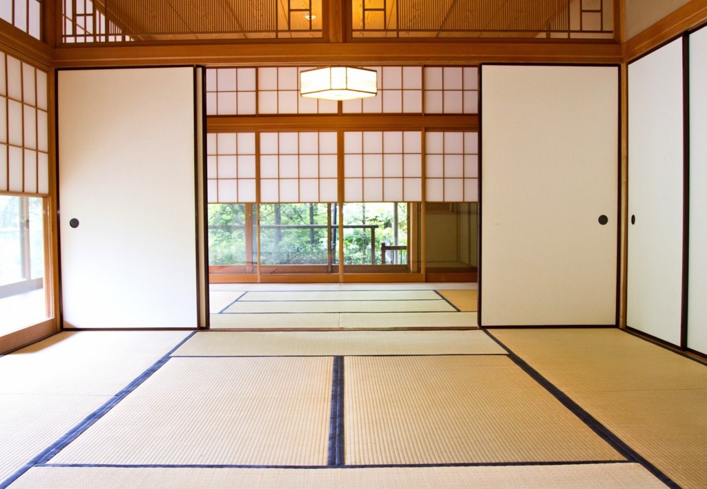 寒いのはとても苦手です。この夏は難なく乗り越えましたが…毎年、越冬できるか心配です。ここは光熱費をケチらずに温かく温かく過ごしていかねば。